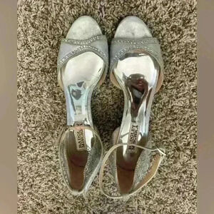 Vintage heels badgley mischka